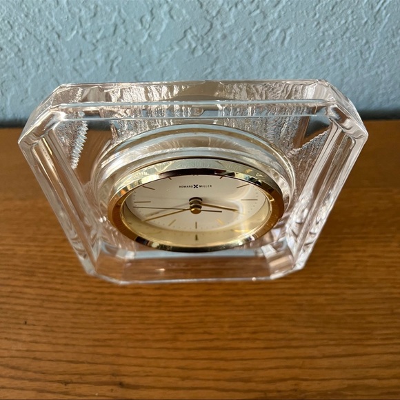 Vintage Howard Miller Crystal Clock - Picture 3 of 10